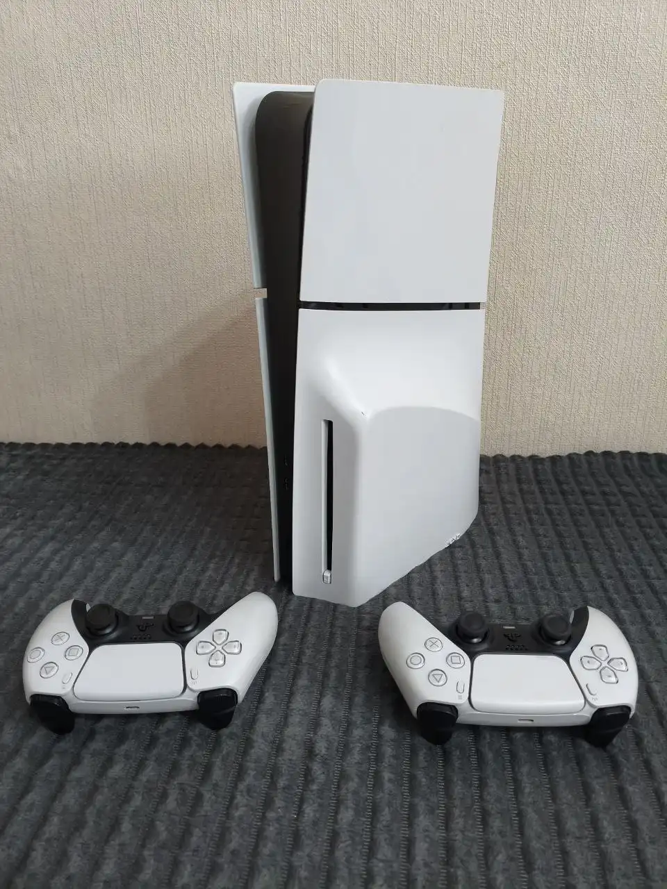 Продам Playstation 5 с дисководом и аксессуарами - Игровые консоли (Электроника) в Чита