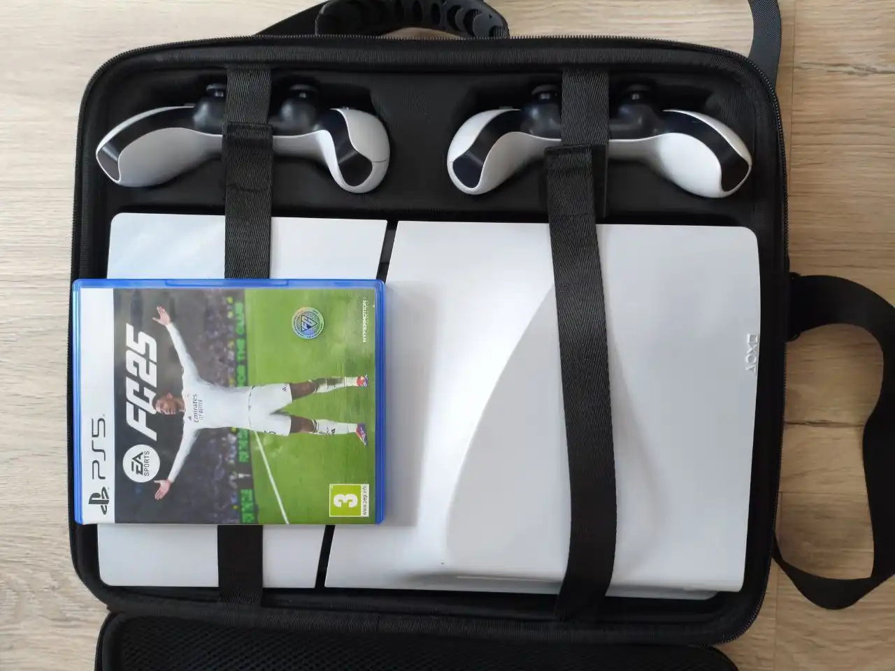 Продам Playstation 5 с дисководом и аксессуарами - Игровые консоли (Электроника) в Чита