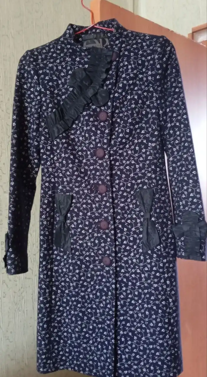 Женское пальто демисизонное размер 44 - Одежда в Чита