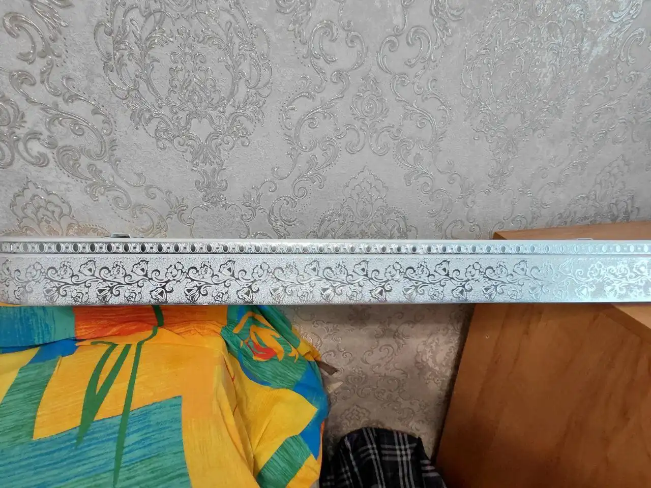 Продам 3-струнный карниз 2.1 с креплениями - Шторы и карнизы (Для дома и дачи) в Чита