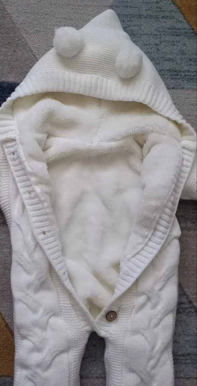 Вязаный комбинезон, шапочка и пинетки для новорожденных - Одежда для новорожденных (Товары для детей) в Чита