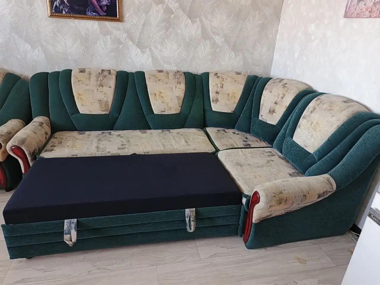 Угловой диван и кресло в хорошем состоянии - Мягкая мебель (Для дома и дачи) в Чита