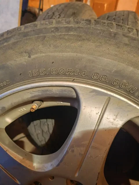 Летняя резина на литье R14 Bridgestone - Запчасти в Чита