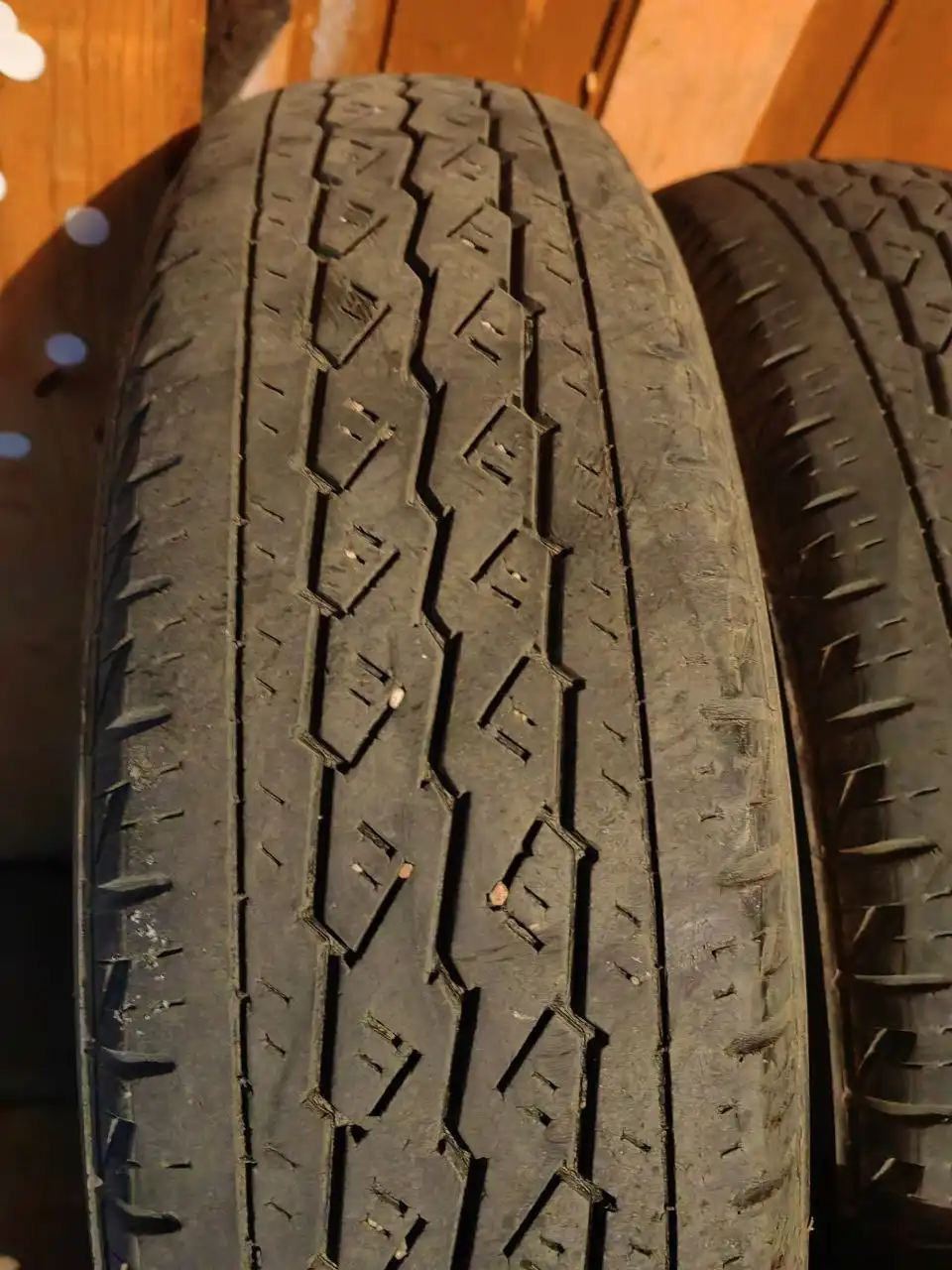 Летняя резина на литье R14 Bridgestone - Шины и диски (Запчасти) в Чита