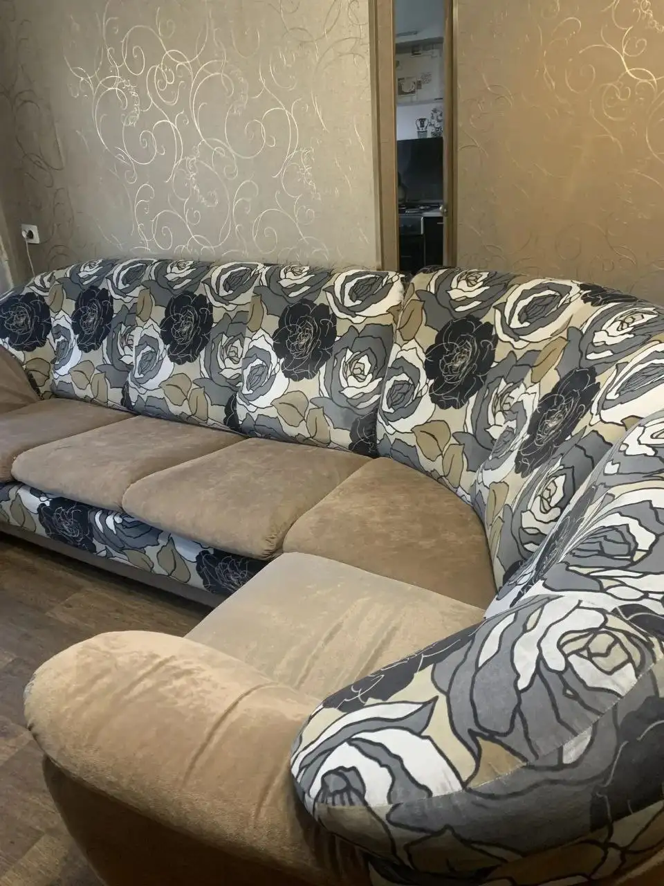 Продам угловой диван - Мебель (Для дома и дачи) в Чита