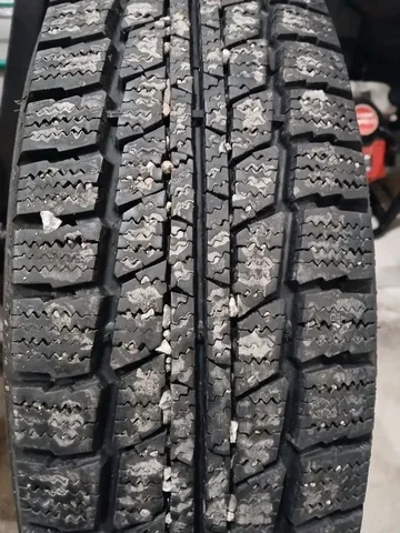 Продам зимние шины 195/75r16c в отличном состоянии - Авто в Чита