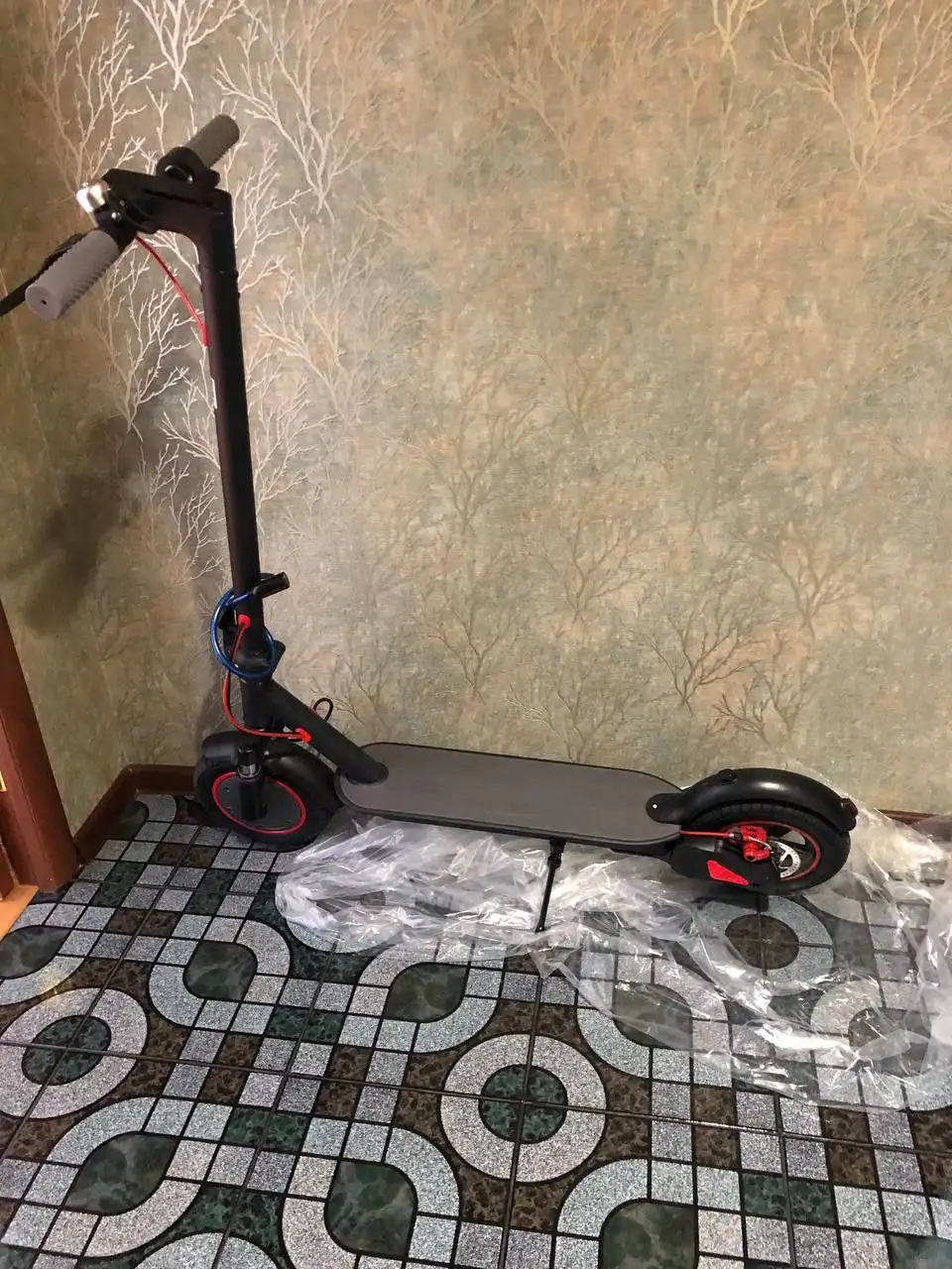 Продам электросамокат заднепроводный - Электросамокаты (Электроника) в Чита