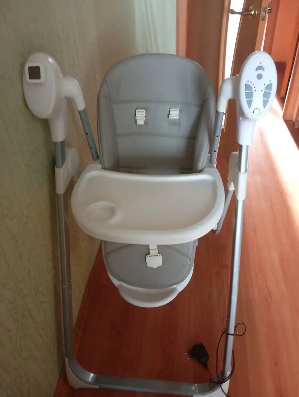 Продажа электрокачели Sweet Baby Fiesta со стульчиком для кормления - Детская мебель и аксессуары (Товары для детей) в Чита