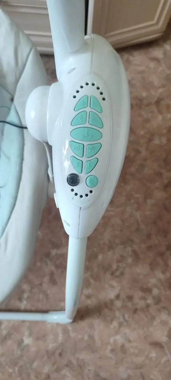 Электронная качеля для новорожденных - Детские качели (Товары для детей) в Чита