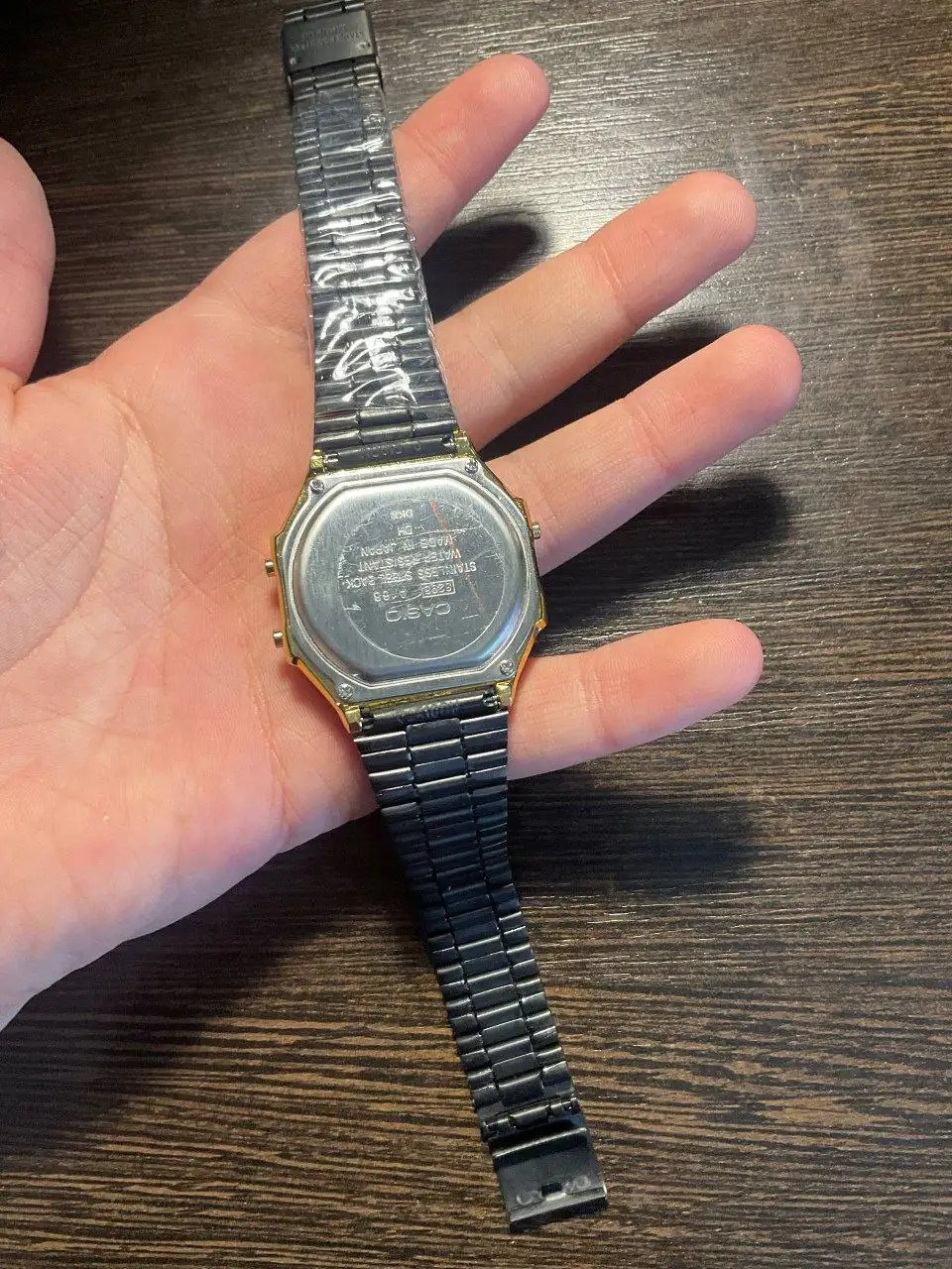 Электронные часы с секундомером и будильником - Часы (Электроника) в Чита