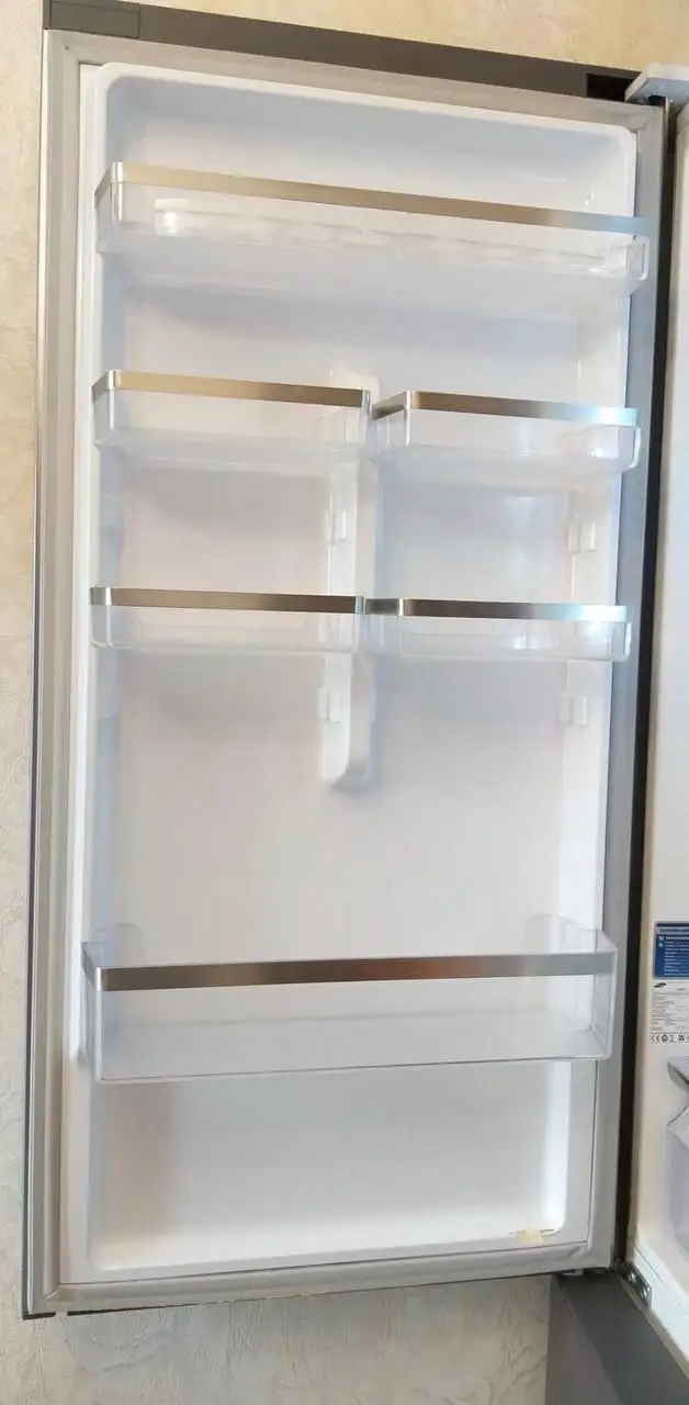 Продам холодильник SAMSUNG RL-63 с No Frost - Холодильники (Для дома и дачи) в Чита