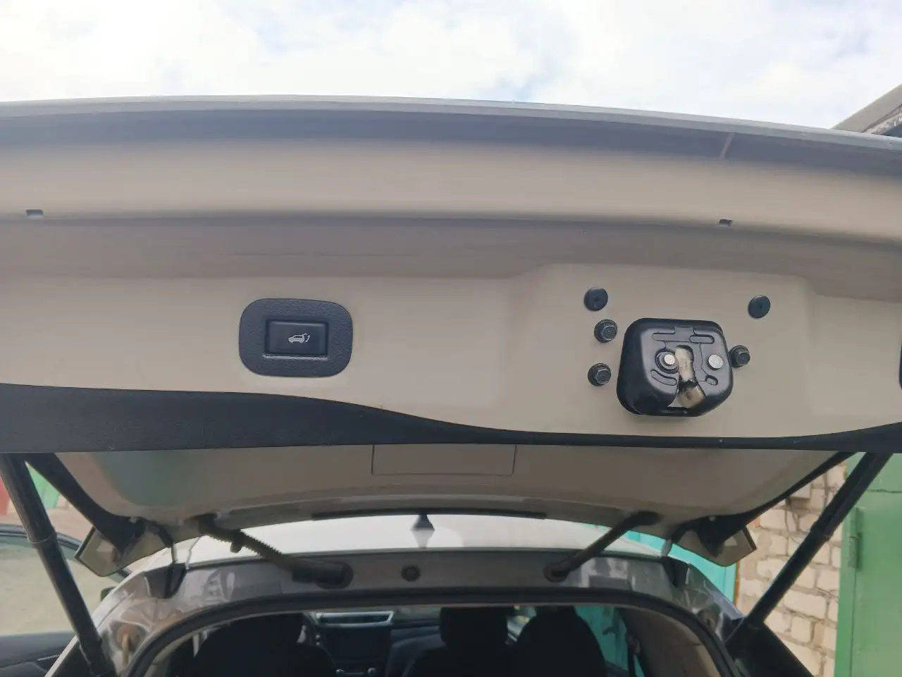 Автомобиль 2016 года в хорошем состоянии - Авто в Чита