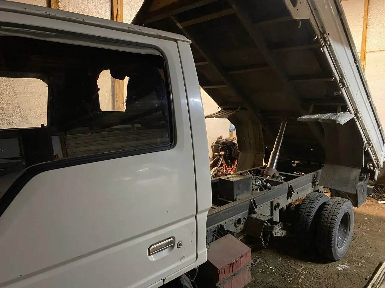 Продам самосвал по документам - Грузовики (Авто) в Улан-Удэ