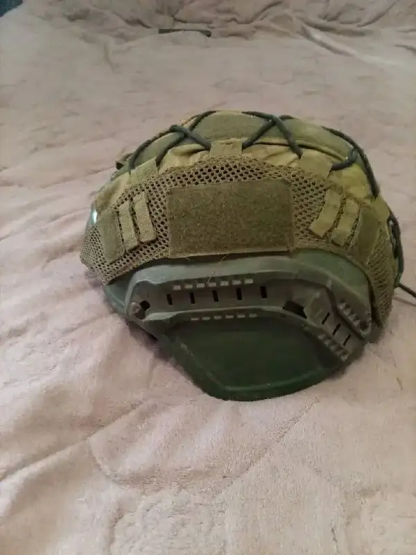 Продам две каски - Барахолка в Чита