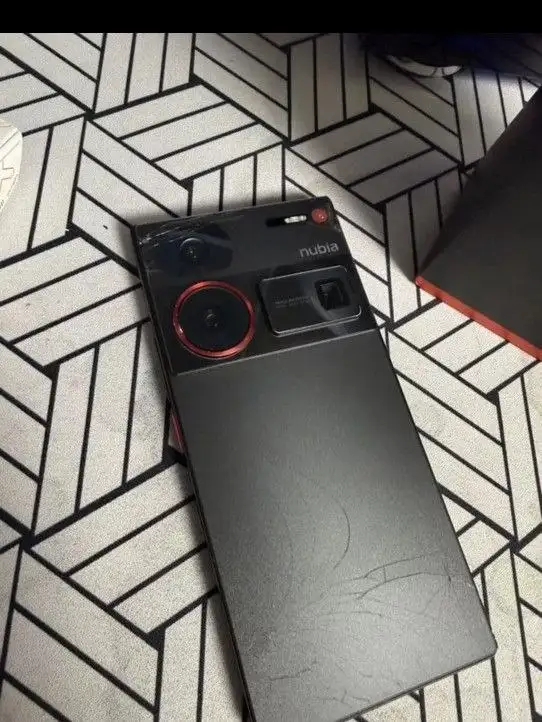 Продажа смартфона Nubia Z60 Ultra - Смартфоны и телефоны (Электроника) в Чита