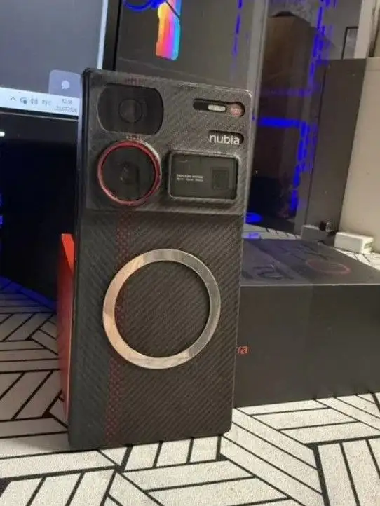 Продажа смартфона Nubia Z60 Ultra - Смартфоны и телефоны (Электроника) в Чита