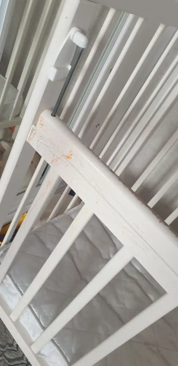 Продам детскую кроватку б/у с аксессуарами - Детская мебель (Товары для детей) в Чита