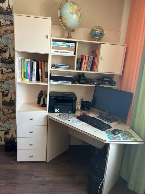 Продам уголок школьника фабрики Дятьково - Мягкая мебель в Чита