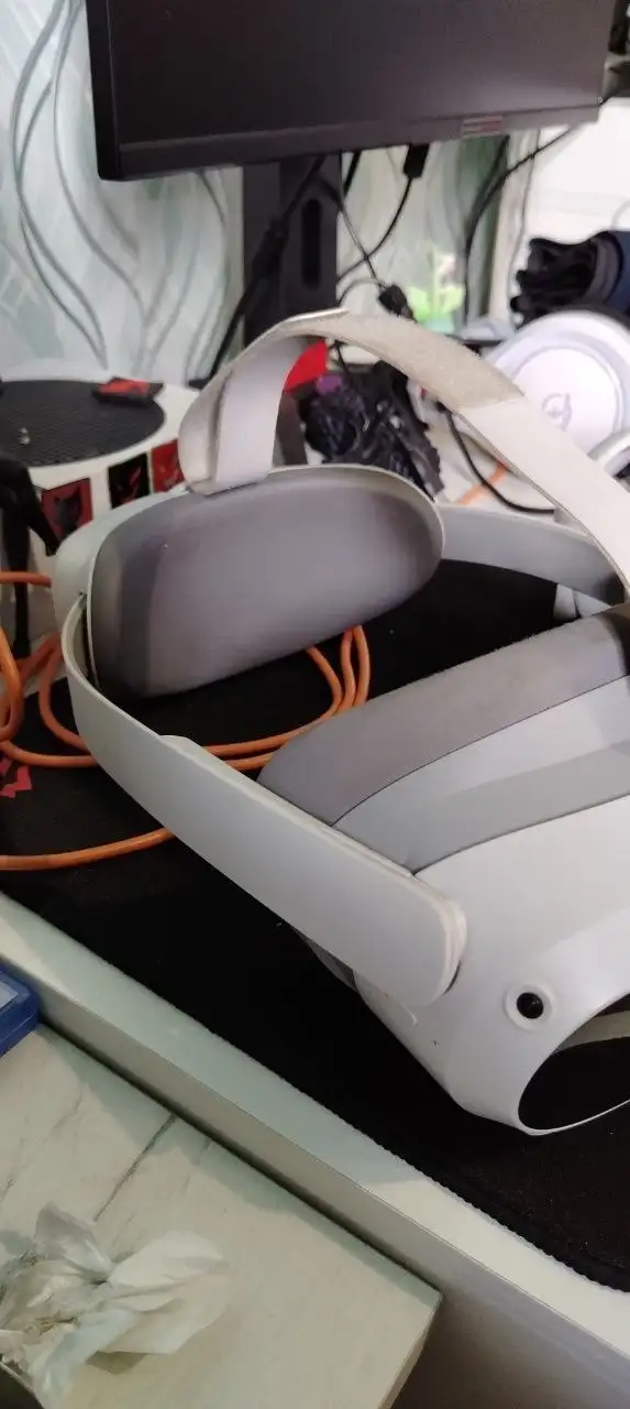 Гарнитура виртуальной реальности Pico 4 128 ГБ - VR гарнитуры (Электроника) в Чита