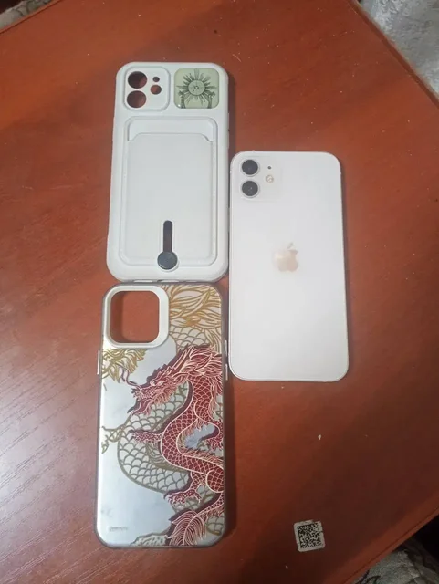 Продам iPhone 12 в отличном состоянии - Комплектующие для ПК в Чита