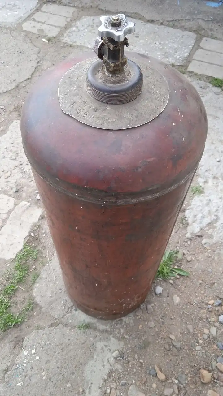 Баллон газовый 50 л б/у пустой - Запчасти в Чита