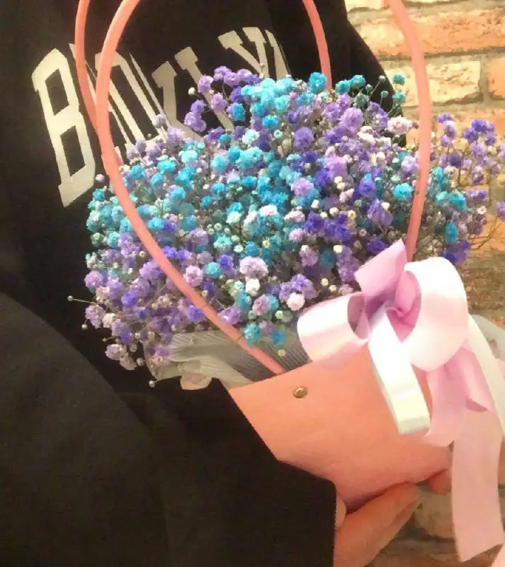 Поздравление мам с доставкой