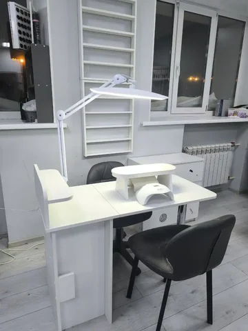 Аренда стола для маникюра и наращивания ногтей в новой студии - Услуги в Томск