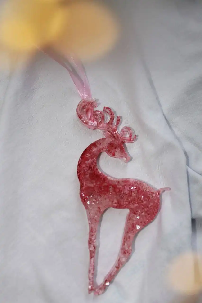 Елочные игрушки из смолы