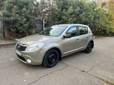 Рено Сандеро 2011 - Авто в Краснодар