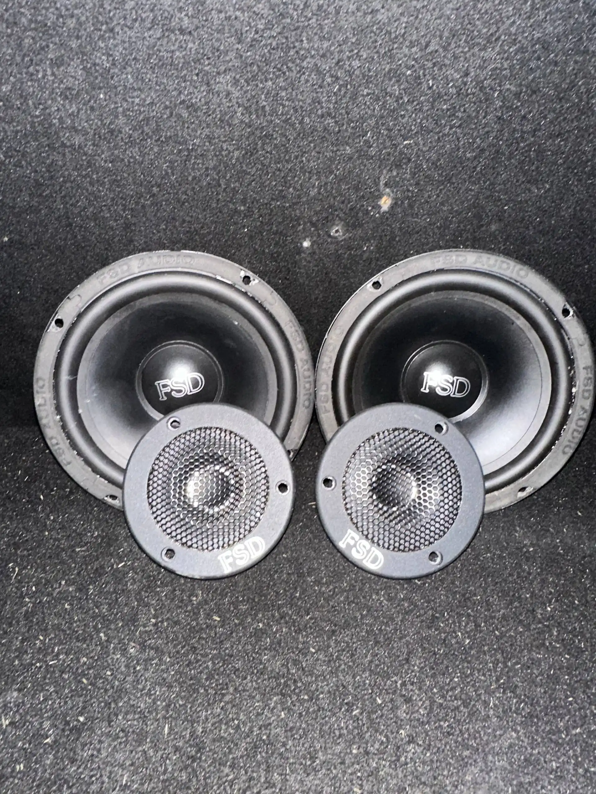 Комплект отдам