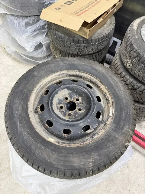 Продам штампы с резиной R15 для VAG - Авто в Краснодар