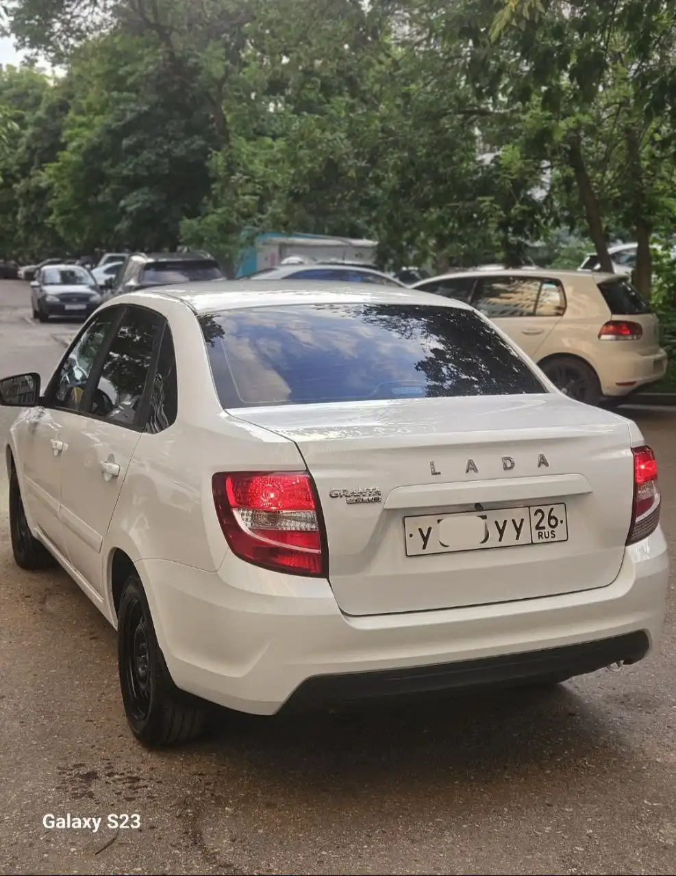 Продам Lada Granta CLUB 2023 года