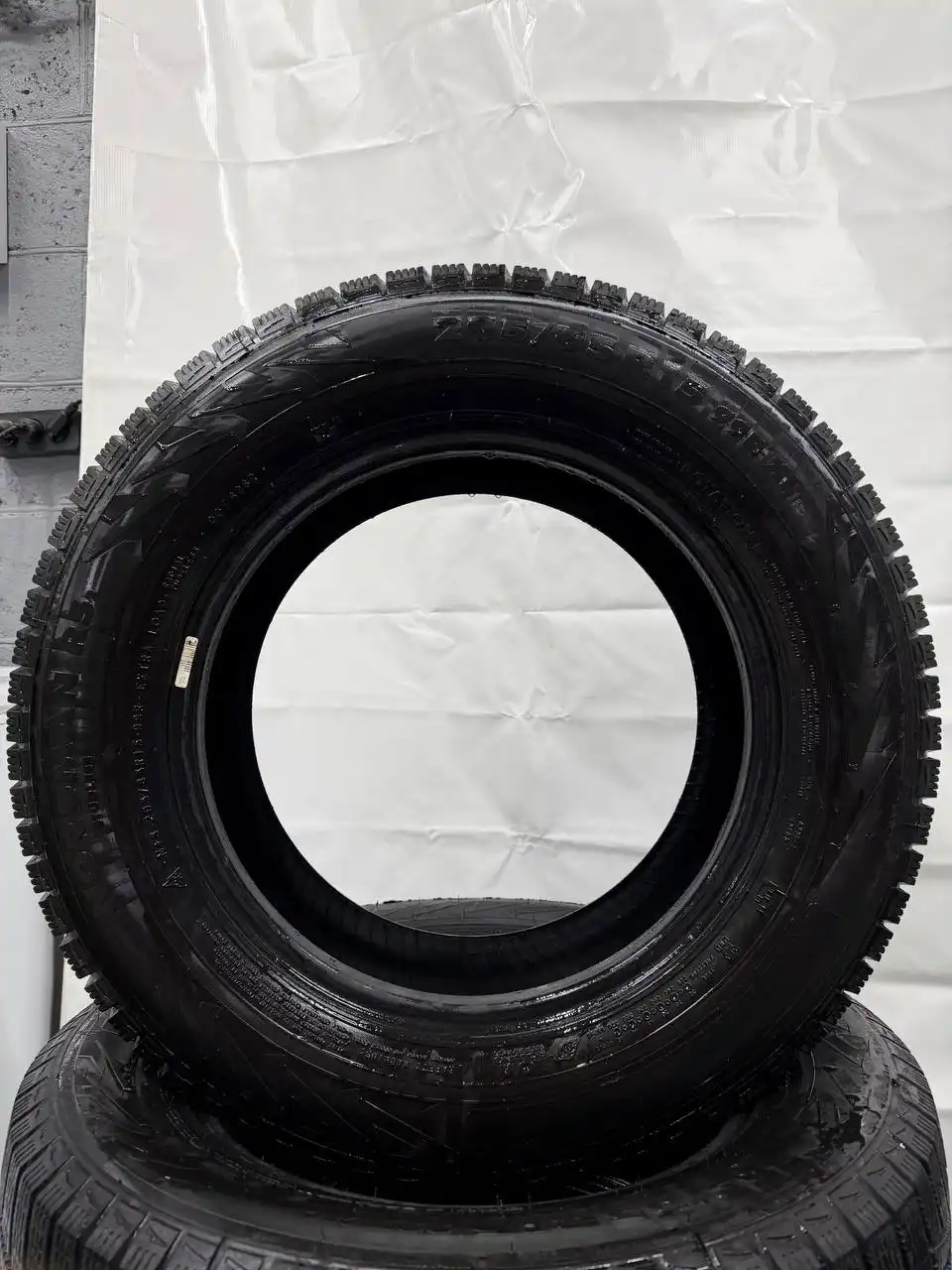 Шины NORDMAN RS2 205/65 R15 99R 2023 года