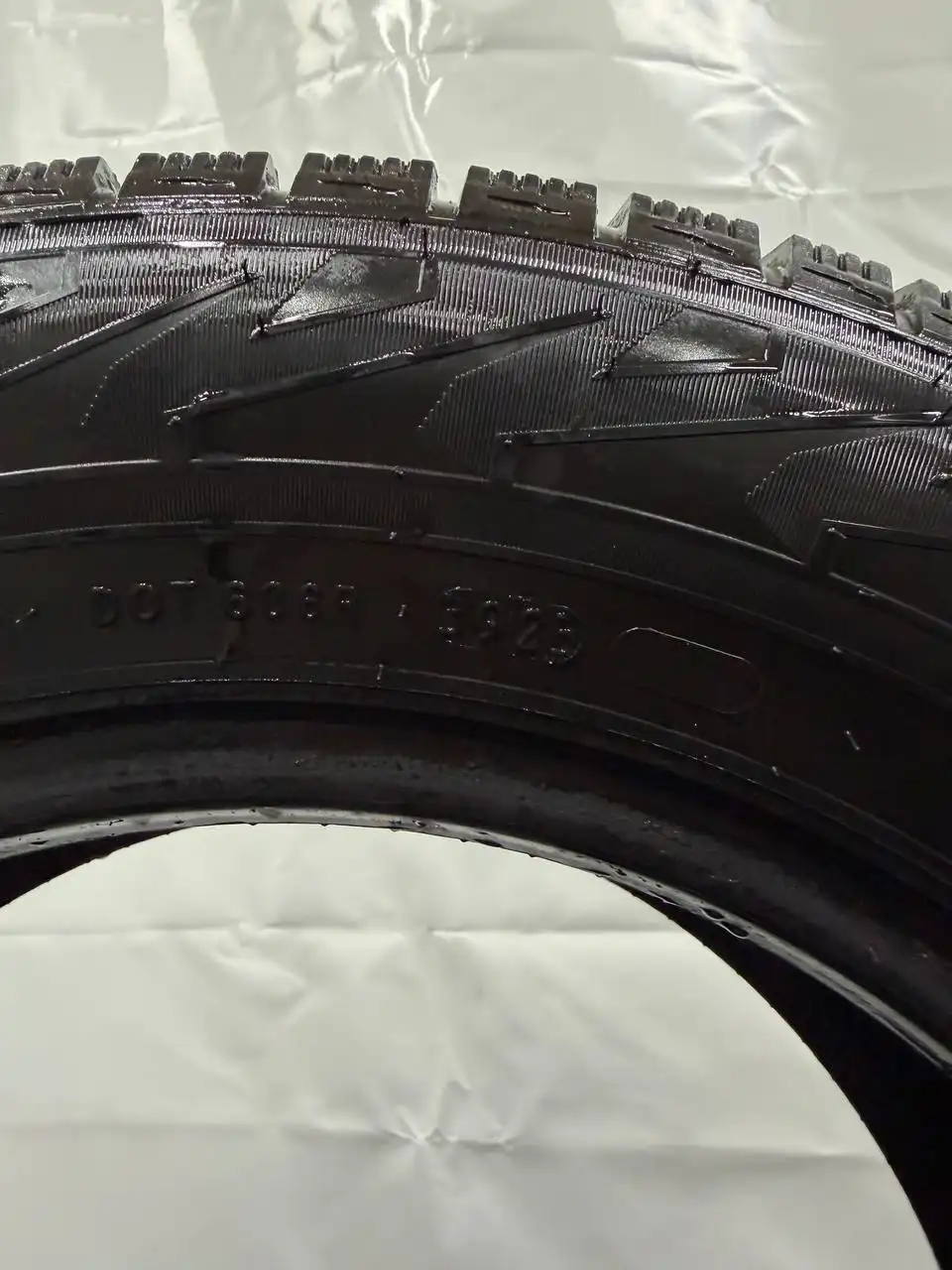 Шины NORDMAN RS2 205/65 R15 99R 2023 года