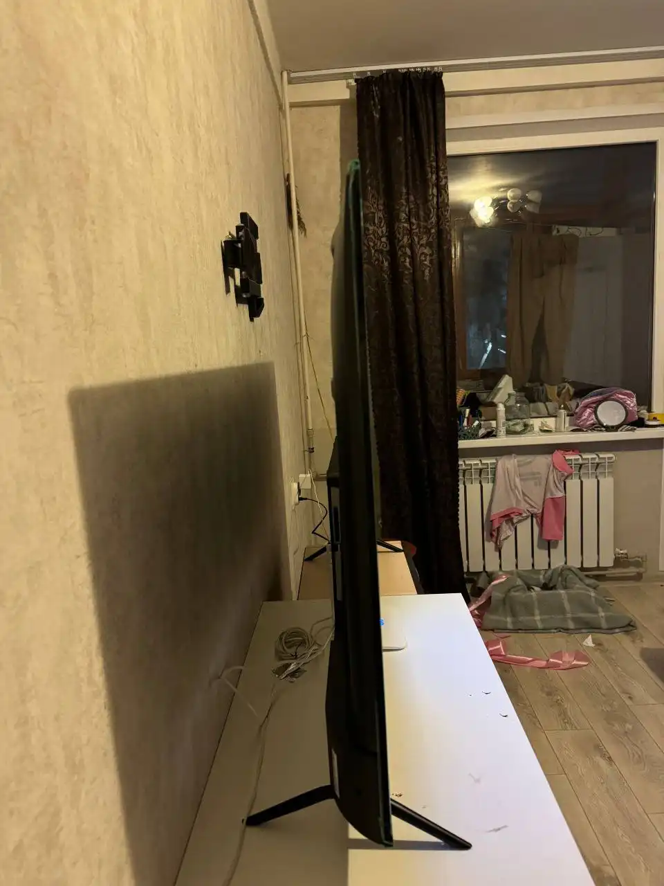 Продам телевизор Tuvio 55"