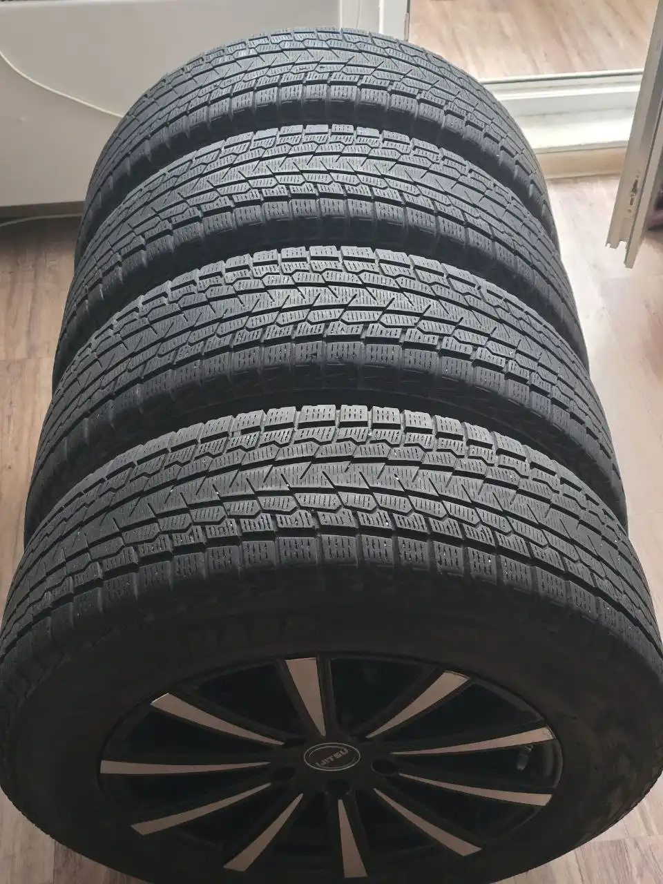 Комплект колёс на кроссовер с резиной YOKOHAMA