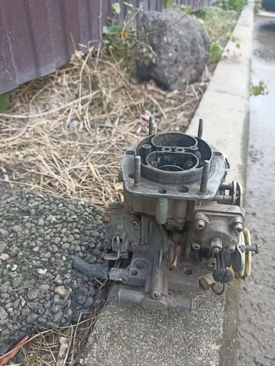 Карбюратор ВАЗ 21083