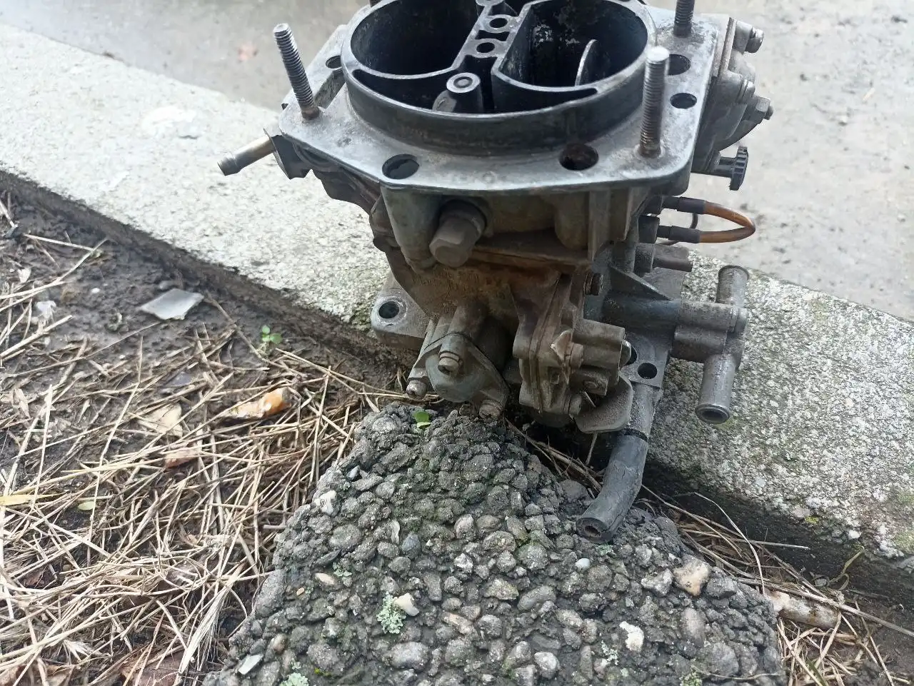 Карбюратор ВАЗ 21083