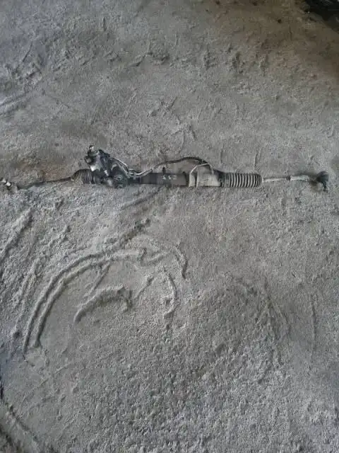 Рулевая рейка с электроклапаном Fairlady Z 33