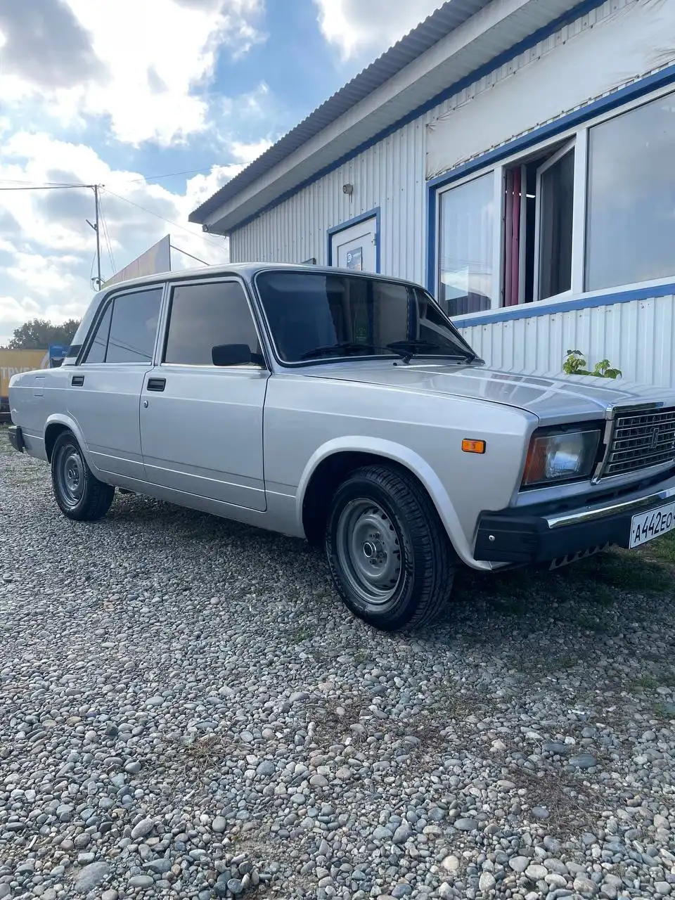 ВАЗ 2107 2011 года выпуска в отличном состоянии