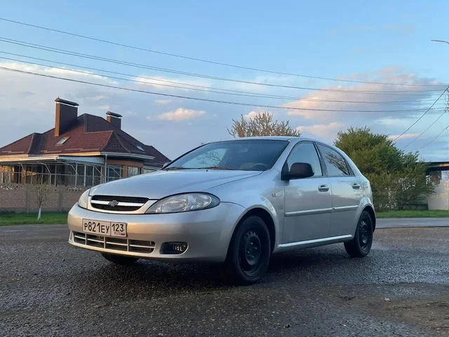 Chevrolet Lacetti 2012 года выпуска в Тихорецке - Авто в Тихорецк