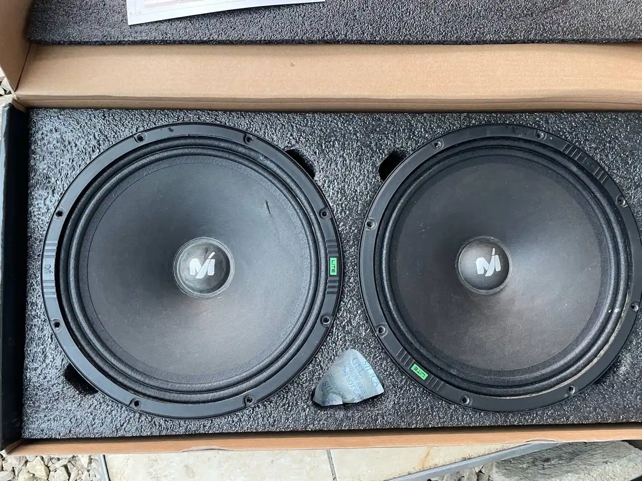 Продажа автозвука и аксессуаров на авторынке