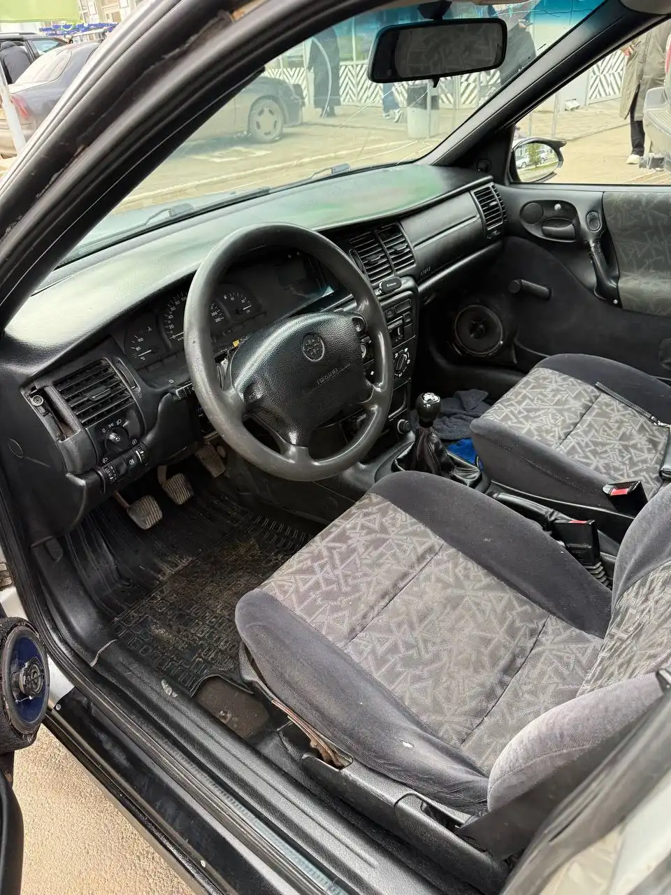 Продам Opel Vectra 1997 года 1.6 механика