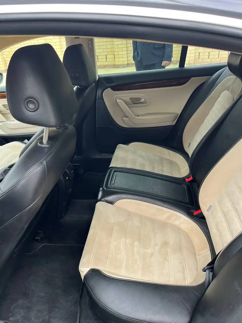 Volkswagen Passat CC 2009 в отличном состоянии