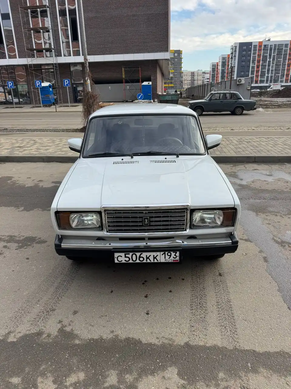 Продажа автомобиля ВАЗ 2107 2011 года выпуска