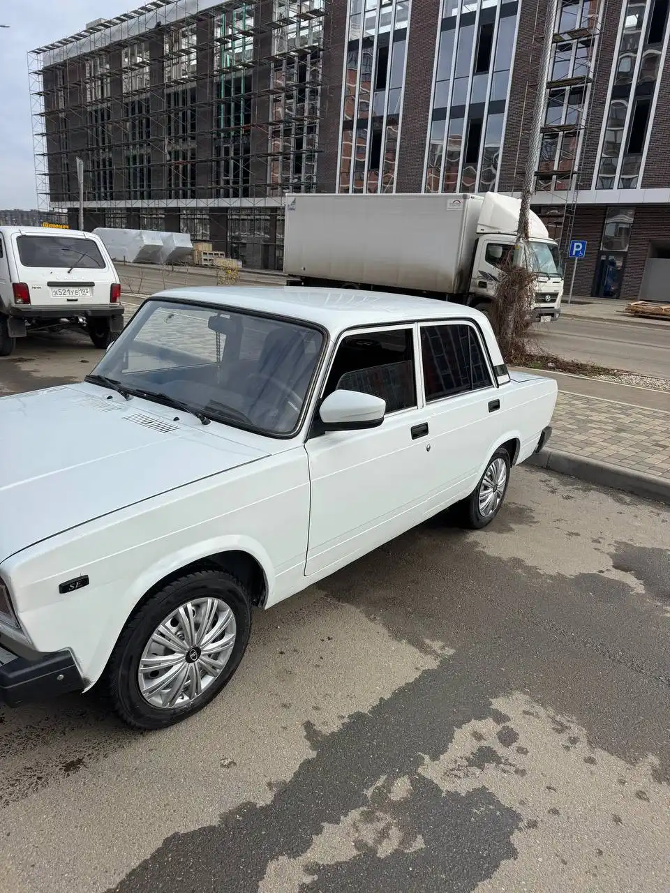 Продажа автомобиля ВАЗ 2107 2011 года выпуска