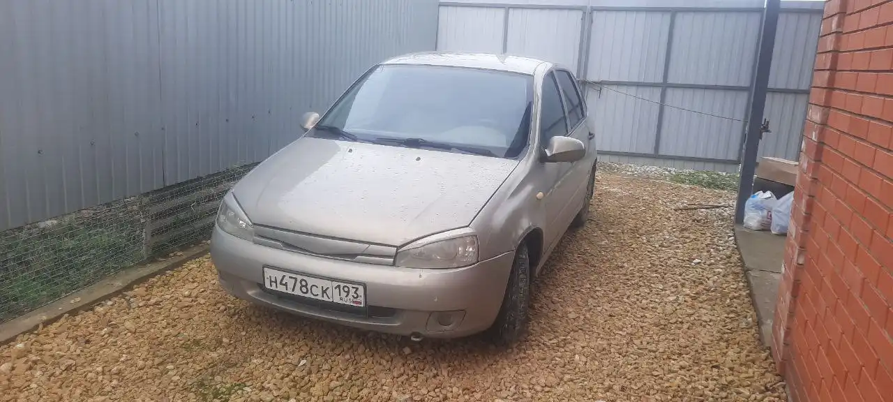 Продажа автомобиля LADA Kalina 2006 года в Крымске