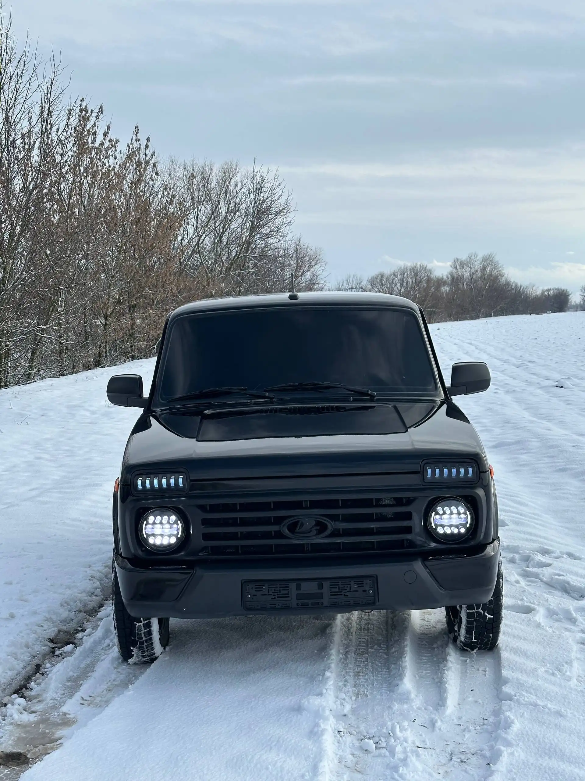 Продажа автомобиля Niva Legeng 2023 года в Краснодаре