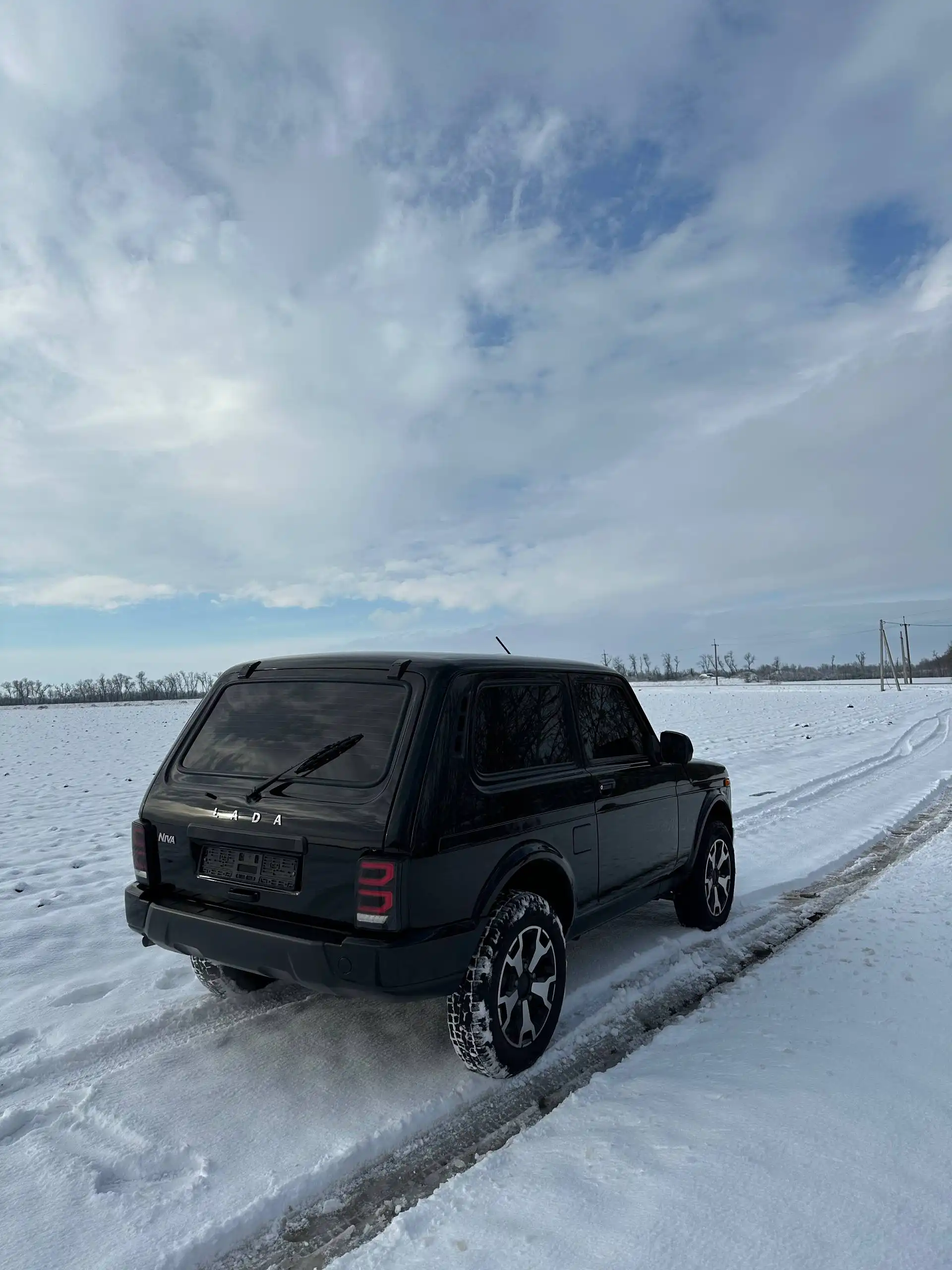 Продажа автомобиля Niva Legeng 2023 года в Краснодаре