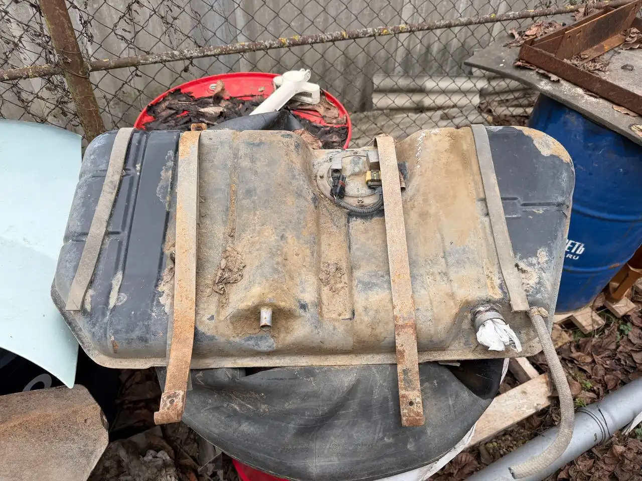 Бензобак ВАЗ 2110